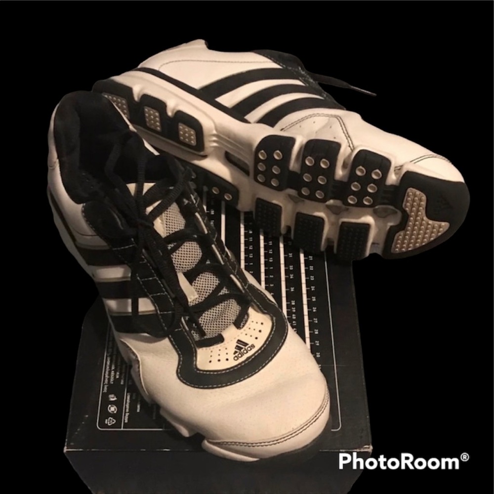 Adidas Plush IV Shoes 👟